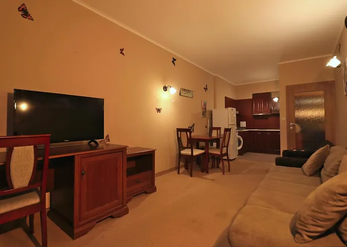 Apartment първа линия *