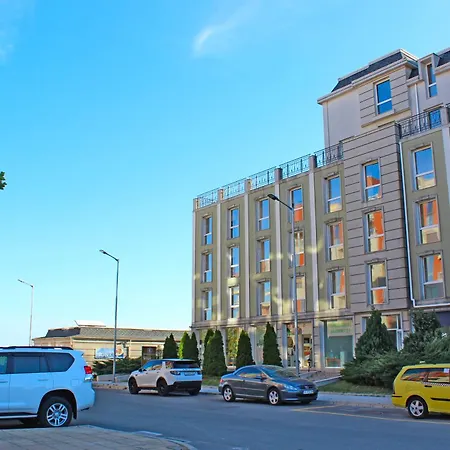 първа линия Ahyolu