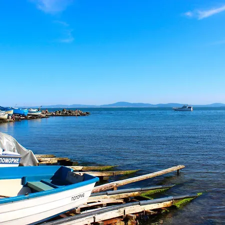 първа линия