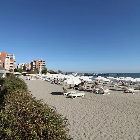 първа линия Ahyolu