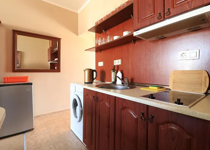 първа линия *